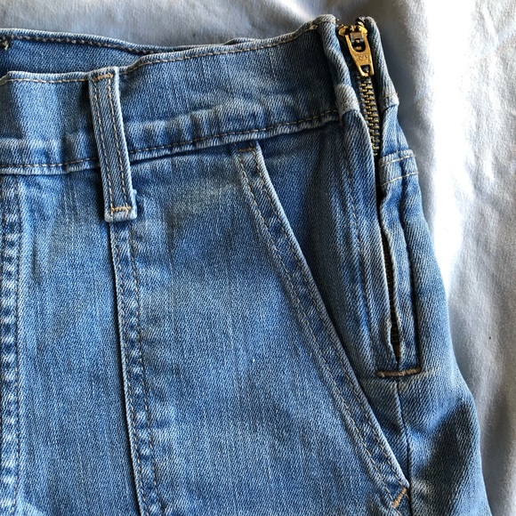Levi High Waisted Shorts Size 24/00/0 - Picture 2 of 4